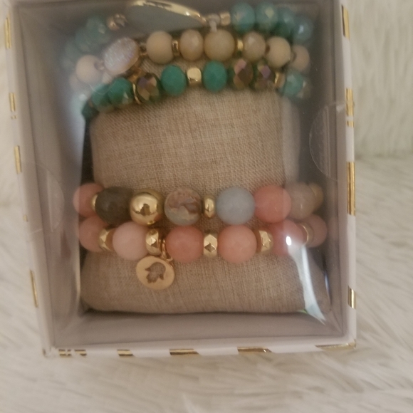 Bracelet - Picture 2 of 2